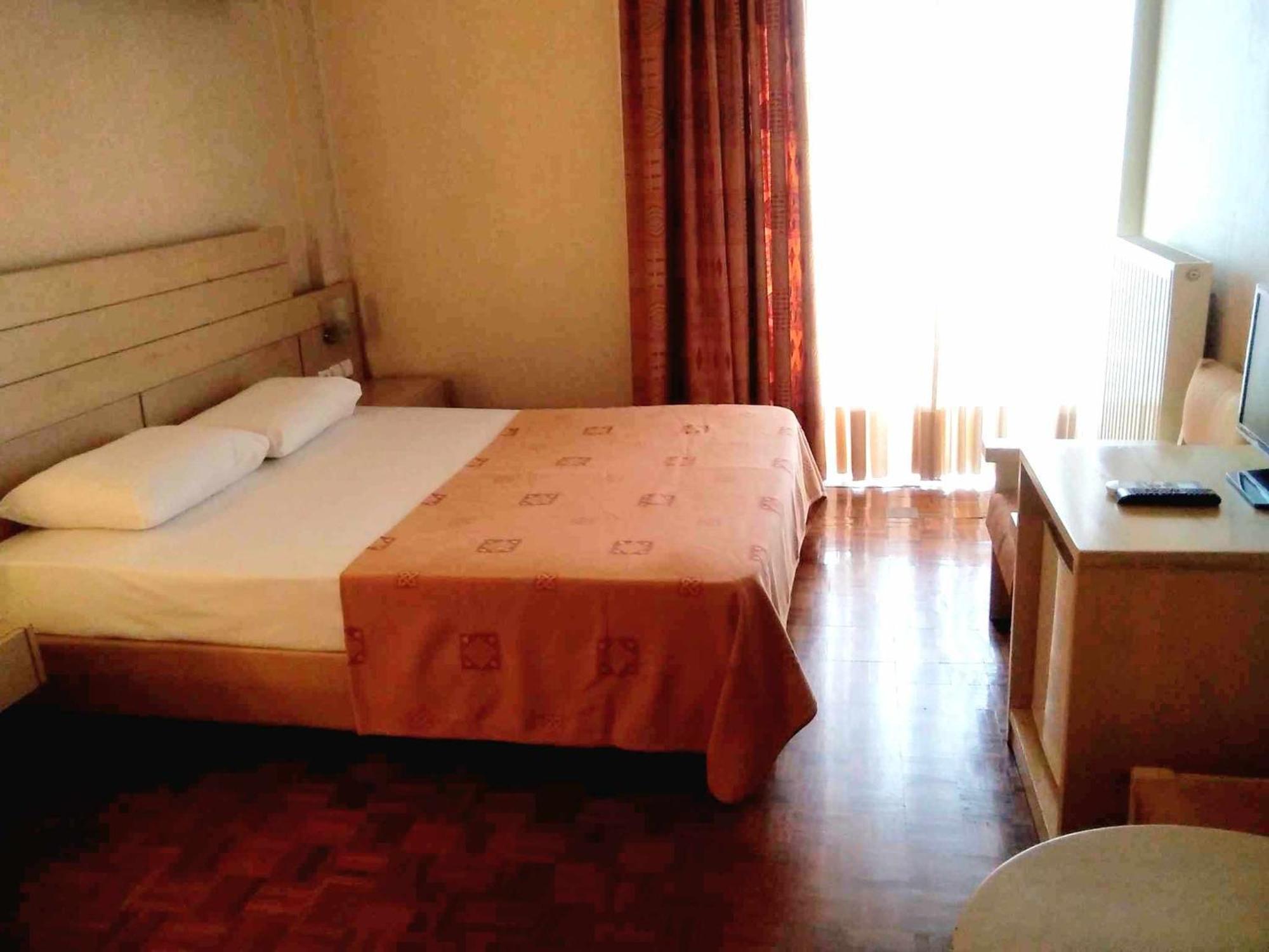 Hotel Kypreos Камена-Вурла Экстерьер фото